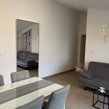 Apartman Sunny Vacay Kaštela Kültér fotó