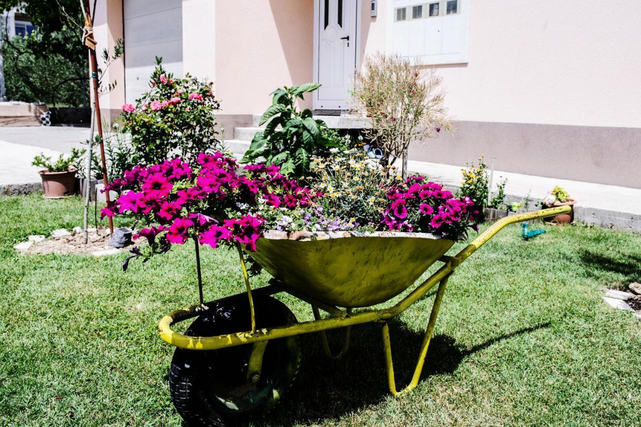 Apartman Sunny Vacay Kaštela Kültér fotó