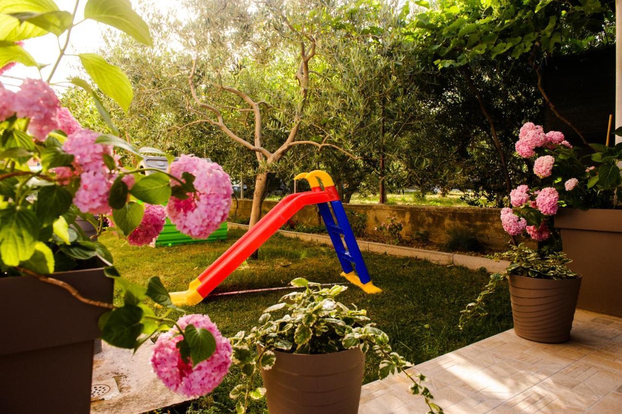 Apartman Sunny Vacay Kaštela Kültér fotó